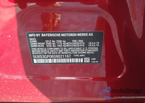 2025 BMW X3 30 xDrive z USA, uszkodzony, nr VIN 5UX53GP06S9021167